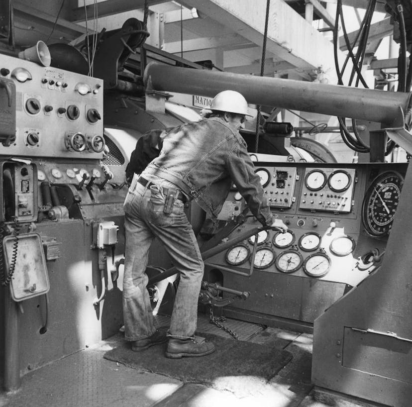 Vintage image of MD Totco gauges on a National rig